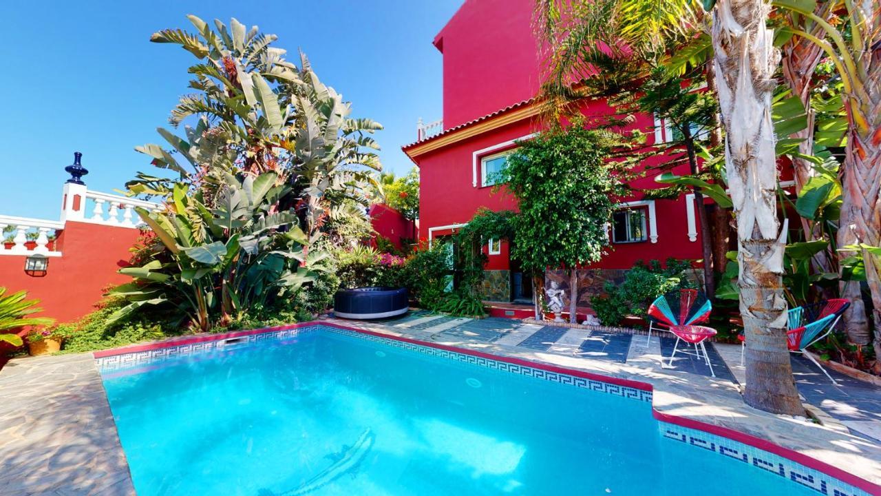 Majestic Villa By The Beach Heated Private Pool & Jacuzzi ベナルマデナ エクステリア 写真