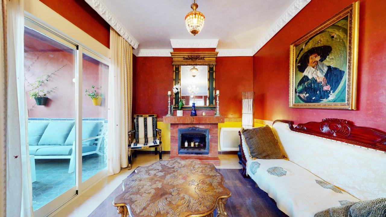 Majestic Villa By The Beach Heated Private Pool & Jacuzzi ベナルマデナ エクステリア 写真