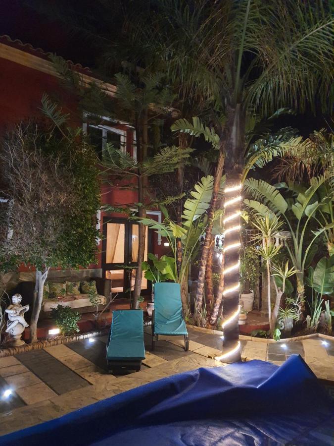 Majestic Villa By The Beach Heated Private Pool & Jacuzzi ベナルマデナ エクステリア 写真