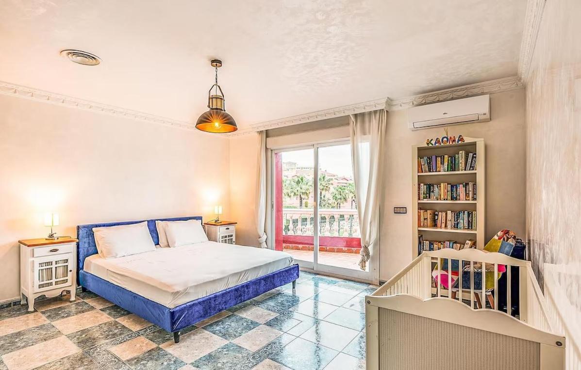 Majestic Villa By The Beach Heated Private Pool & Jacuzzi ベナルマデナ エクステリア 写真