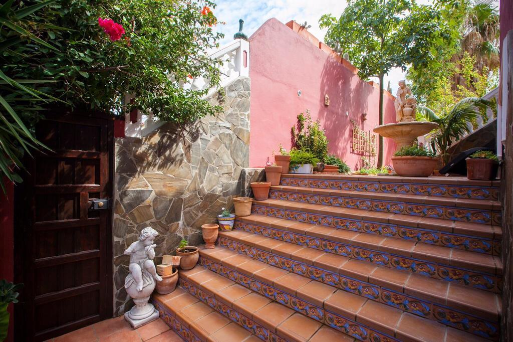 Majestic Villa By The Beach Heated Private Pool & Jacuzzi ベナルマデナ エクステリア 写真